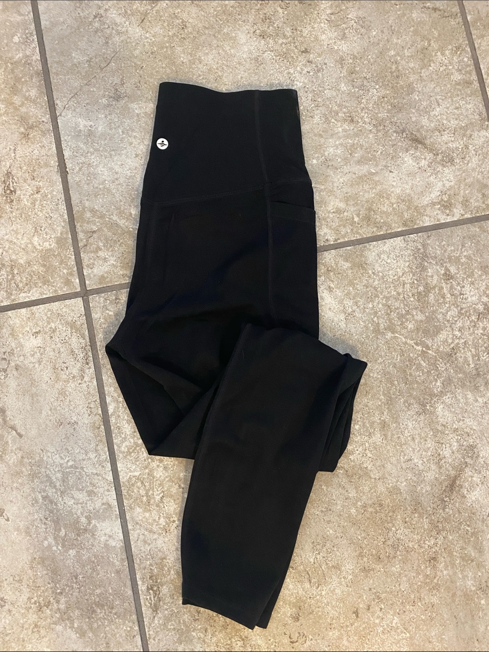Halara leggings size M 7/8 length
